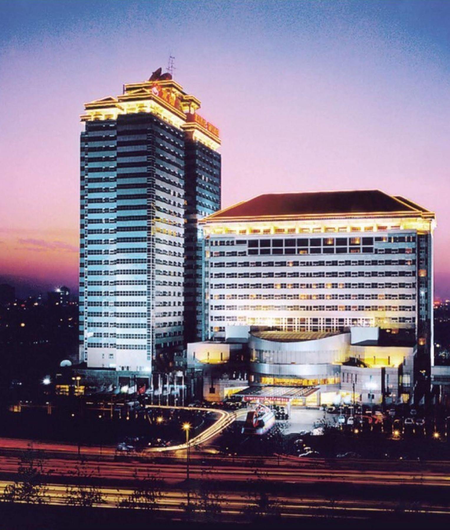 Beijing King Wing Hot Spring Hotel מראה חיצוני תמונה
