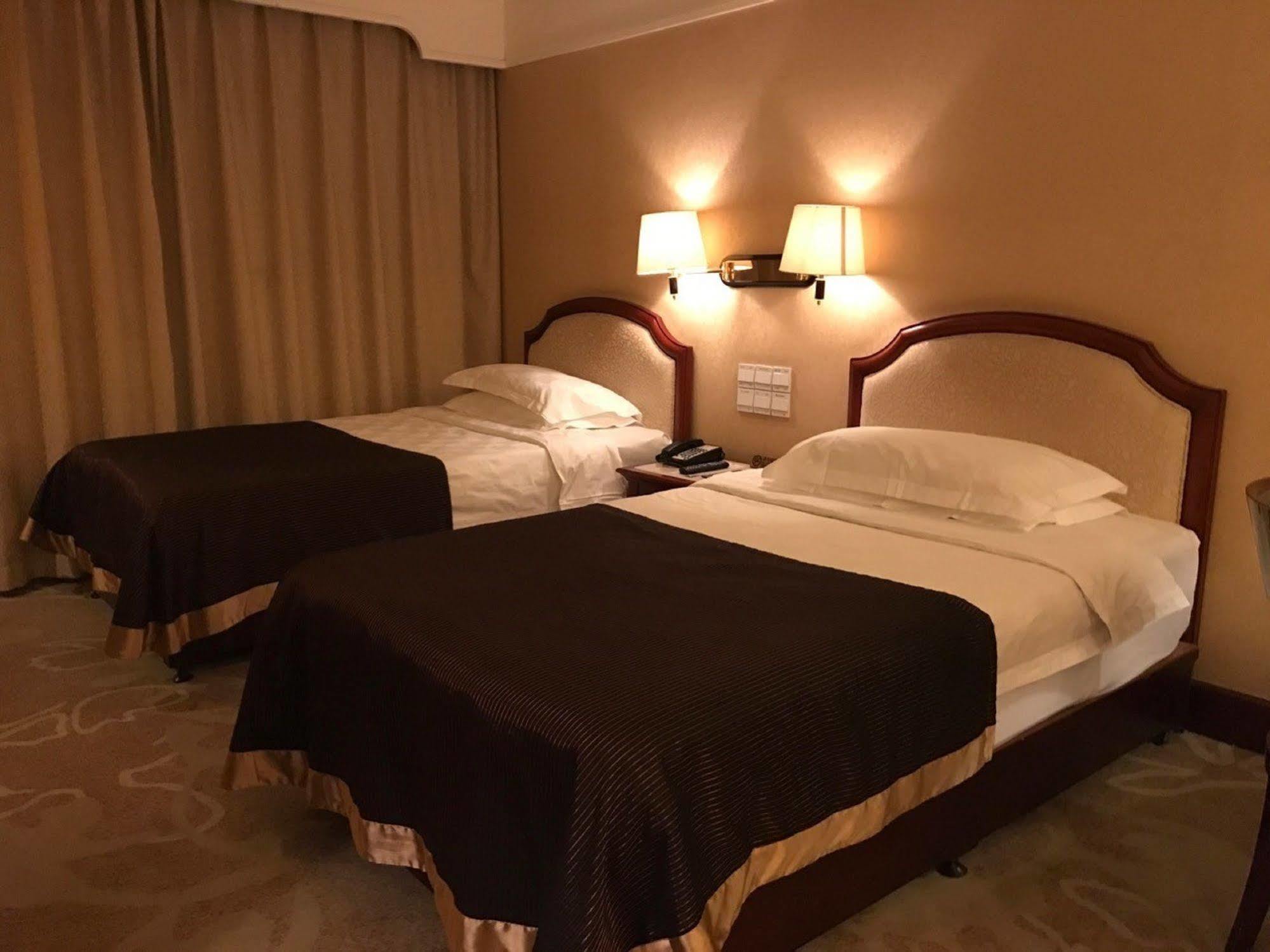 Beijing King Wing Hot Spring Hotel מראה חיצוני תמונה