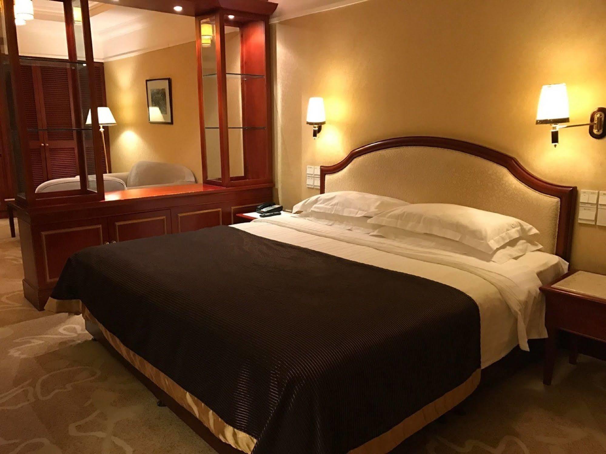Beijing King Wing Hot Spring Hotel מראה חיצוני תמונה