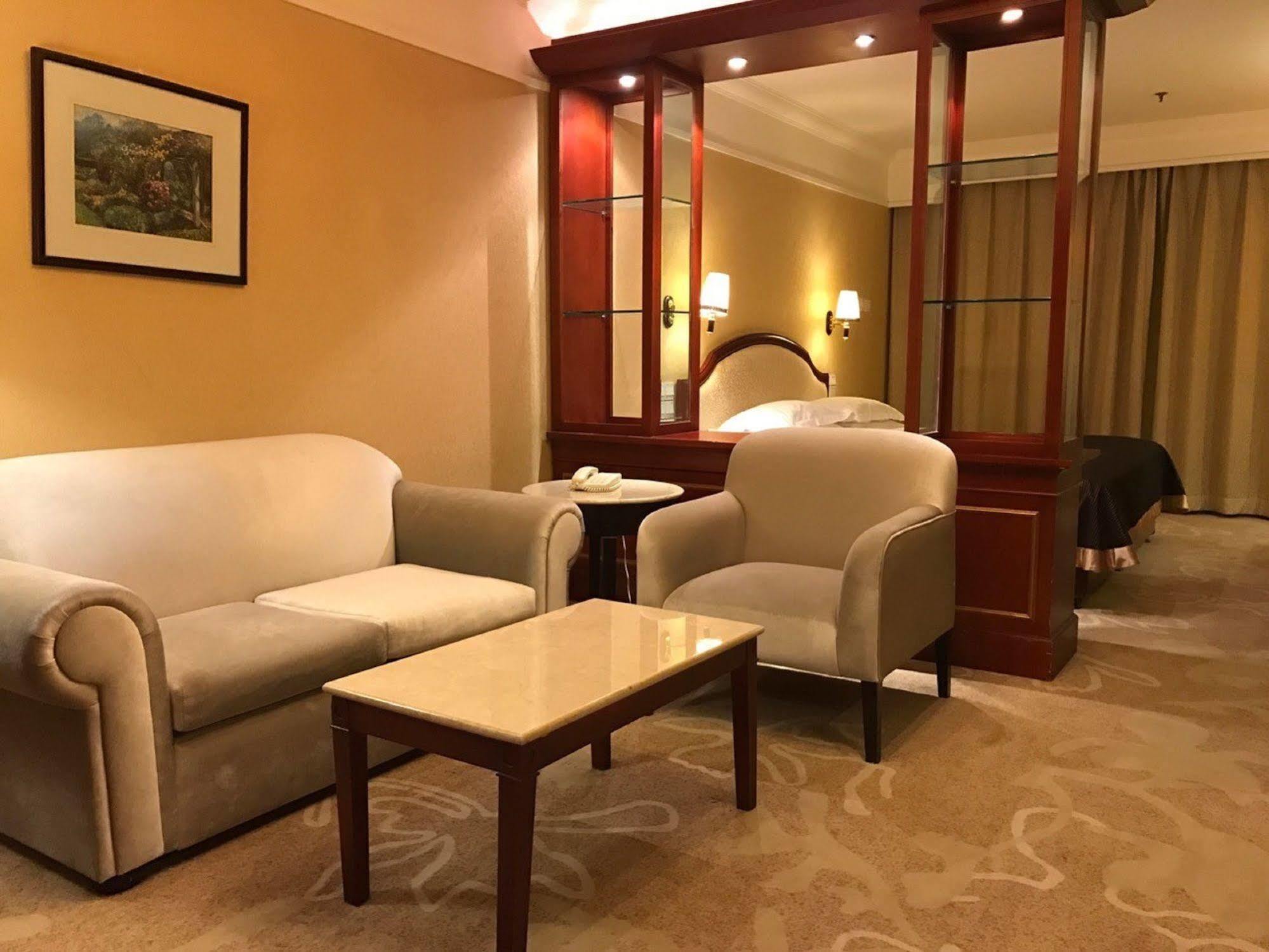Beijing King Wing Hot Spring Hotel מראה חיצוני תמונה