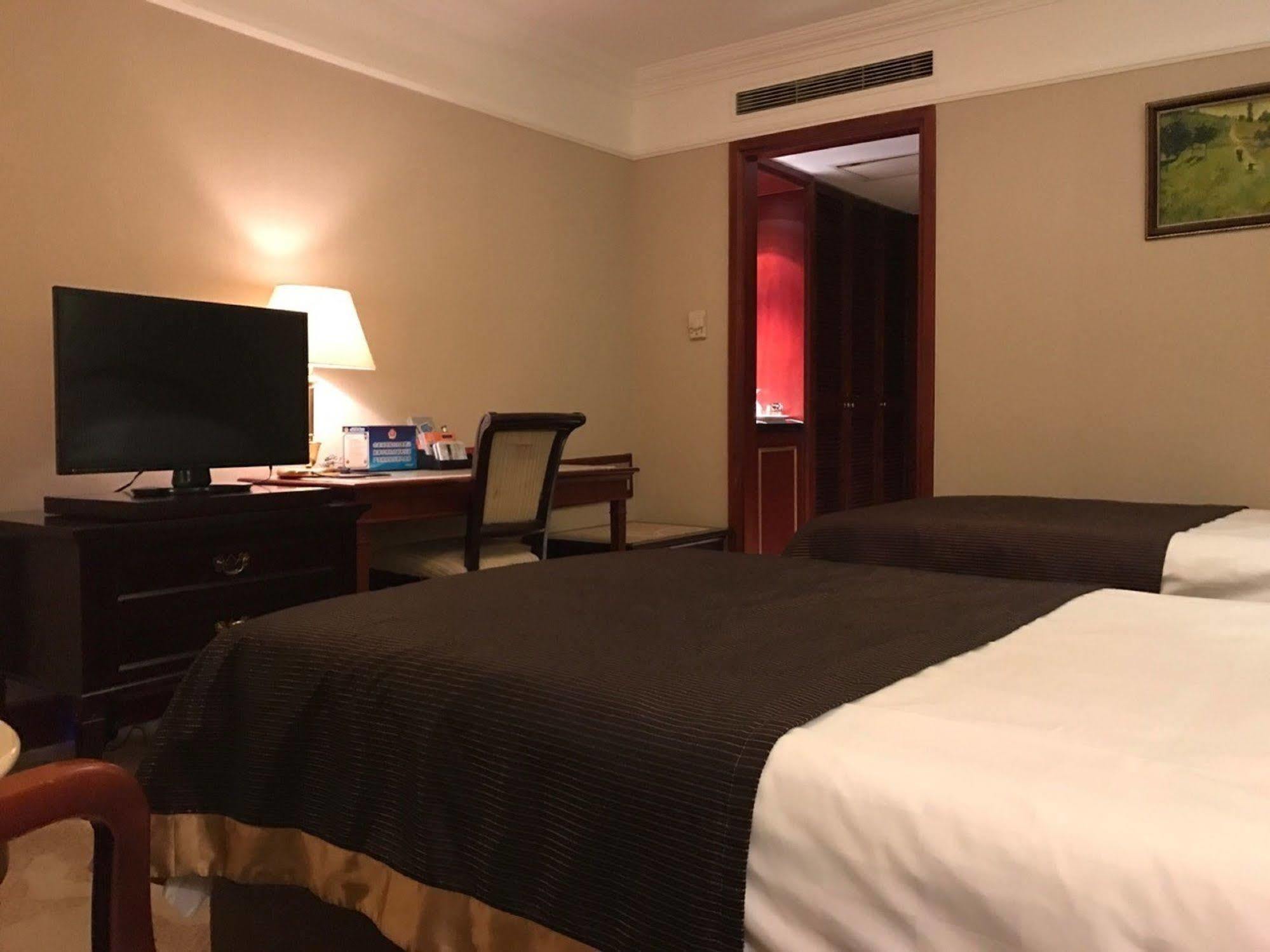 Beijing King Wing Hot Spring Hotel מראה חיצוני תמונה